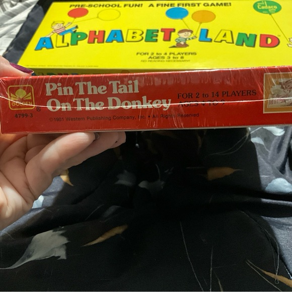 Vintage 1981 Pin The Tail On The Donkey Party Game-#4799-3 GOLDEN NEW SEALED - Picture 9 of 16